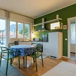 Como City Center Apartments!