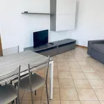 A Due Passi Dal Lago Olimpia\'S House