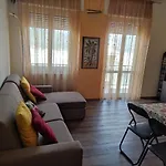 Olis Trilocale Como Sole