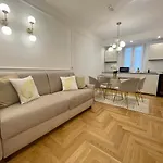 Bellagio Luxury Suites Apartments
