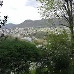Casetta Con Terrazza