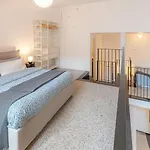 Moderno Loft A Due Passi Dal Lago