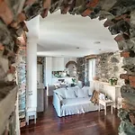 Stunning Central Como Apt By Joivy