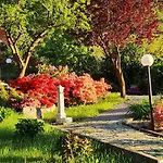 Eden Guest House Colico