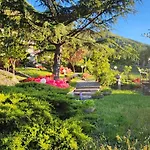 Eden Guest House Colico