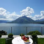 Residence Vista D\'Oro Apartments