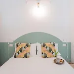 A Step From The Dome Apartment By Rent All Como