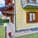Comfortable Villa With Private Garden - Colico Center