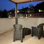 Como Lake Suite With Terrace & Parking