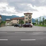 I Host Apartment - Lierna