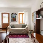 Leoni Apartment - Charming Full Home In Bellagio