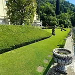 Una Magnolia In Cademartori