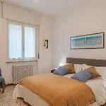 Lovely & Quiet Apartment - With Balcony & Parking