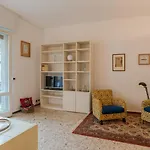 Lovely & Quiet Apartment - With Balcony & Parking