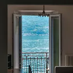 Da Flora - Lakefront View