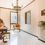 Piazza Cavour Lake View - By Myhomeincomo