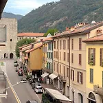 Luxury Apartment + Private Parking - Como Center