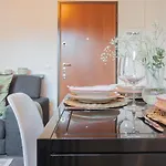 Chiara\'S Apartment By Rent All Como