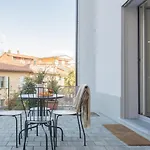 Isola Felice Grandate By Rent All Como