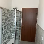 Cozy Lake Como Apartments