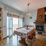 Esclusiva Casa Vacanze A Olcio Con Vista