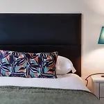Stella Apartment By Quokka 360 - Past And Present In Como