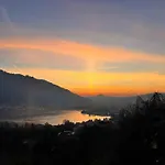 La Finestra Sul Lago Di Como