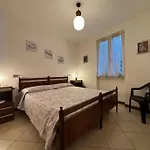 Stunning Lake View Apartment Peglio - Larihome A45
