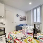 Residenza Via Carloni 18