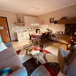 Stephane Residence 2