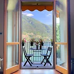 Balcony On The Lake - Free Parking, Lake View