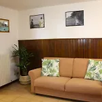 Riva Bianca Castle Holiday Home