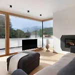 La Villa Del Lago In Terrazzo