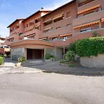 Comfort Lake Como