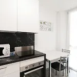 Olimpia Via Vitani - The House Of Travelers