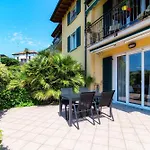 Casa Olivo By Quokka 360 - Flat With Sun Terrace In Cernobbio