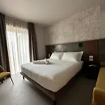 Villa Clementina Boutique Hotel