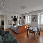 B&B 104