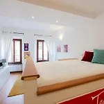 46 Santa Marta