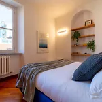 Gerbett Apartment With Terrace By Wonderful Italy