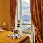 Belle Ile Lake View Suite