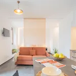 Cozy Nest On The Lake By Rent All Como