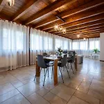 Two Bedroom Apartment With Garage - Larihome A56