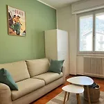 Cozy & Budget Apartment Near The Beach