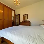 Apartment At Few Steps From The Lake - Larihome A16
