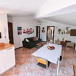 Silla House - A Due Passi Dal Lago