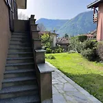 A Due Passi Dal Lago