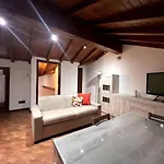 Home 26, Near The Lake