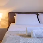 Apartment Yuna - Tremezzina