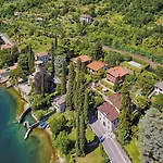 Villa Victoria